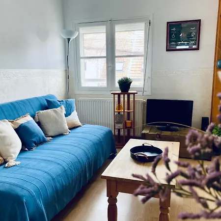 Le Du Phare Vue Sur *